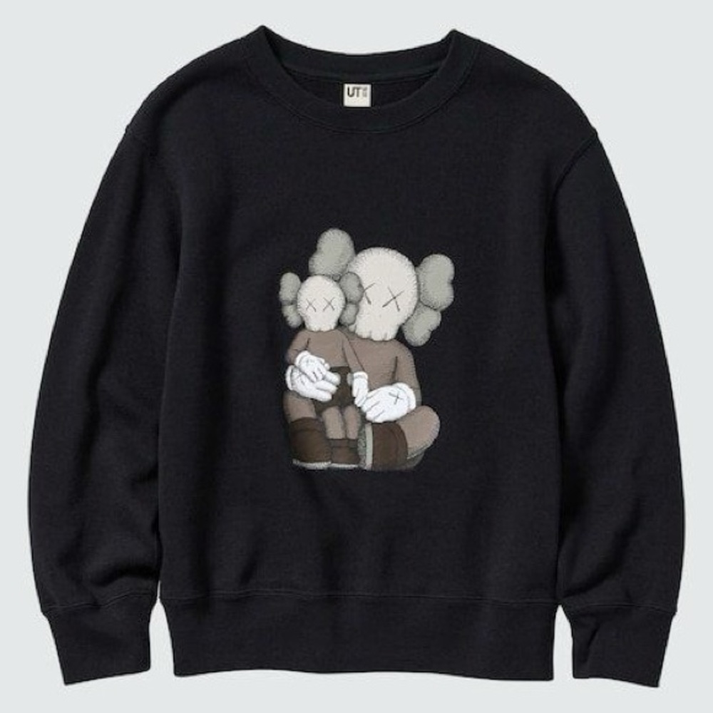 KAWS X Uniqlo Crewneck Black
USM FW23 Collection